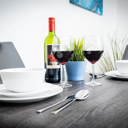 Apartment Pluxa Blue Sapphire Luxury Free Parking Free Wifi - Walk Everywhere, Travel, Biz, Leisure Birmingham